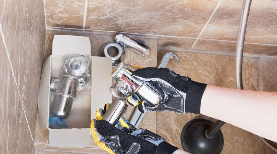 Expert Emergency Roof Repairs services in Christmas Valley, OR